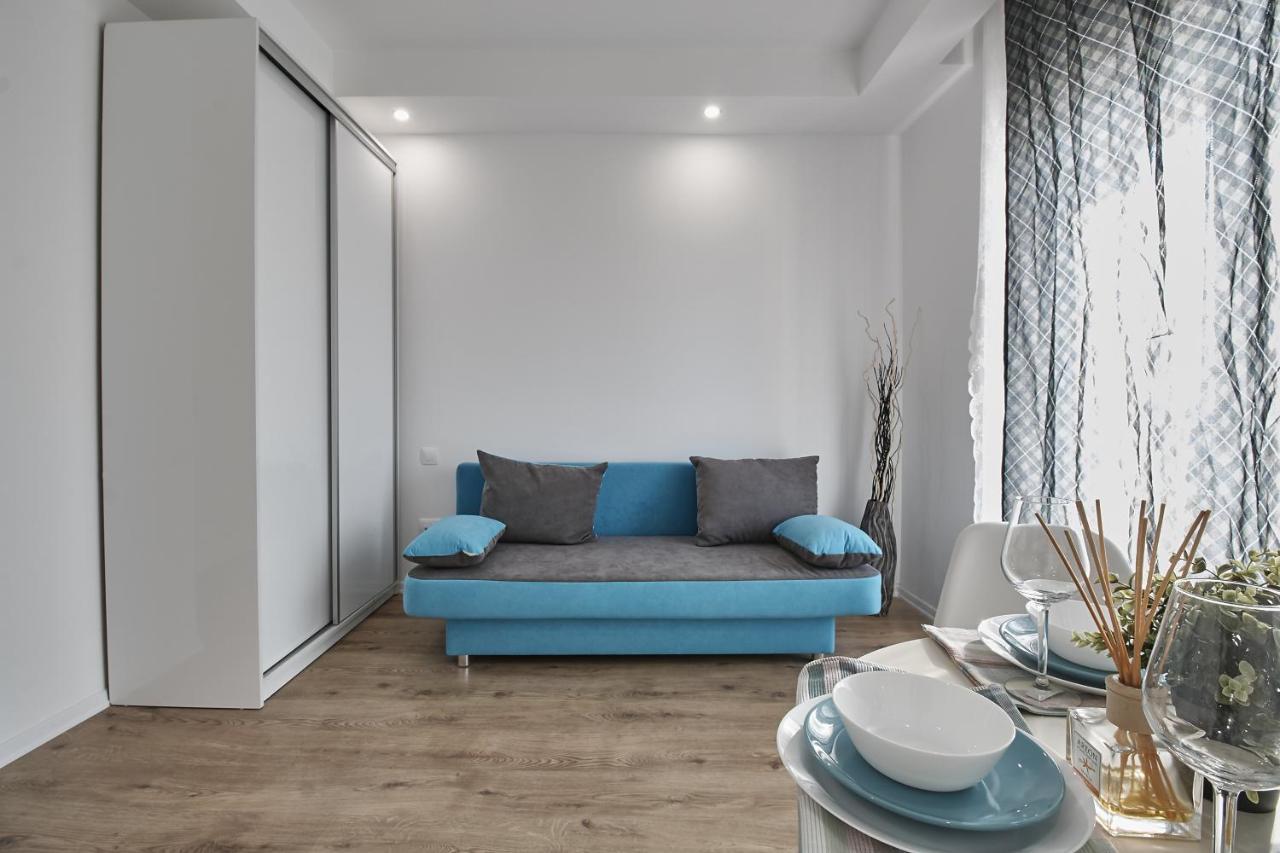 Apartment In Cosmopolis